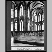 Blick von NW in den Chor u. S-Querhaus, Foto Marburg.jpg